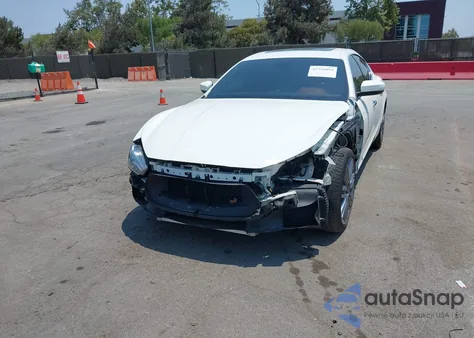 2018 Maserati Ghibli z USA, uszkodzony, nr VIN ZAM57XSAXJ1284759